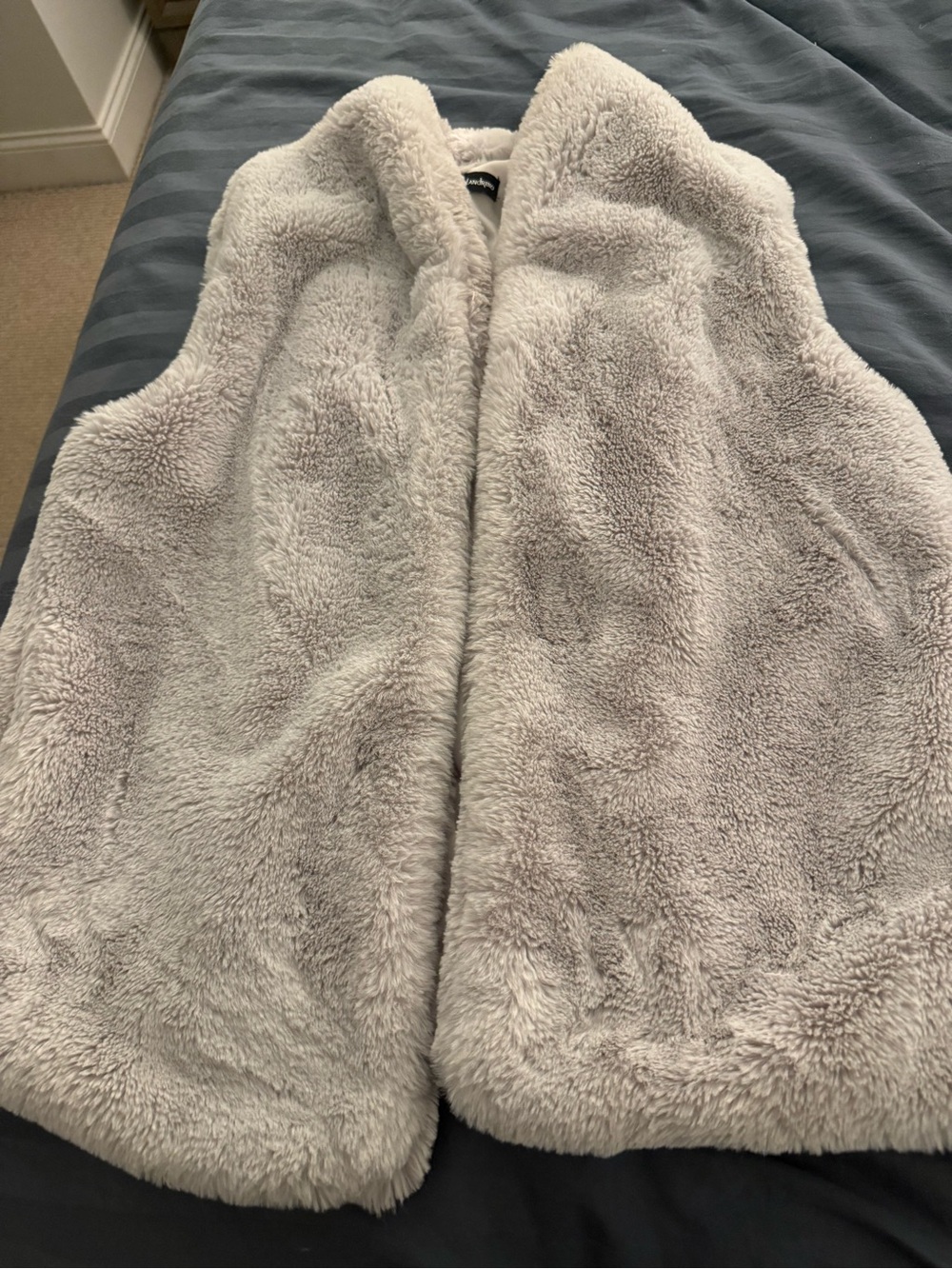 Katherine Malandrino Womens Off White Faux Fur Vest, Size L